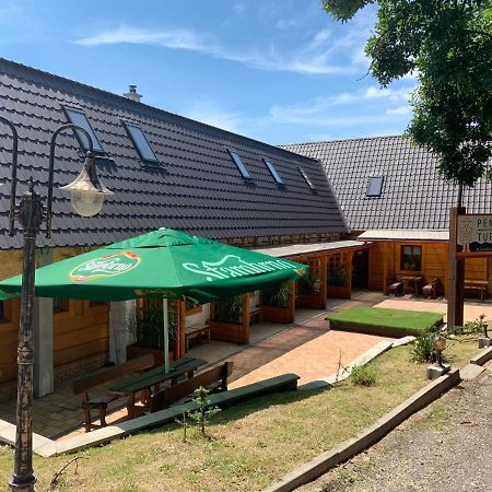 Penzion Turista Banská Štiavnica Esterno foto