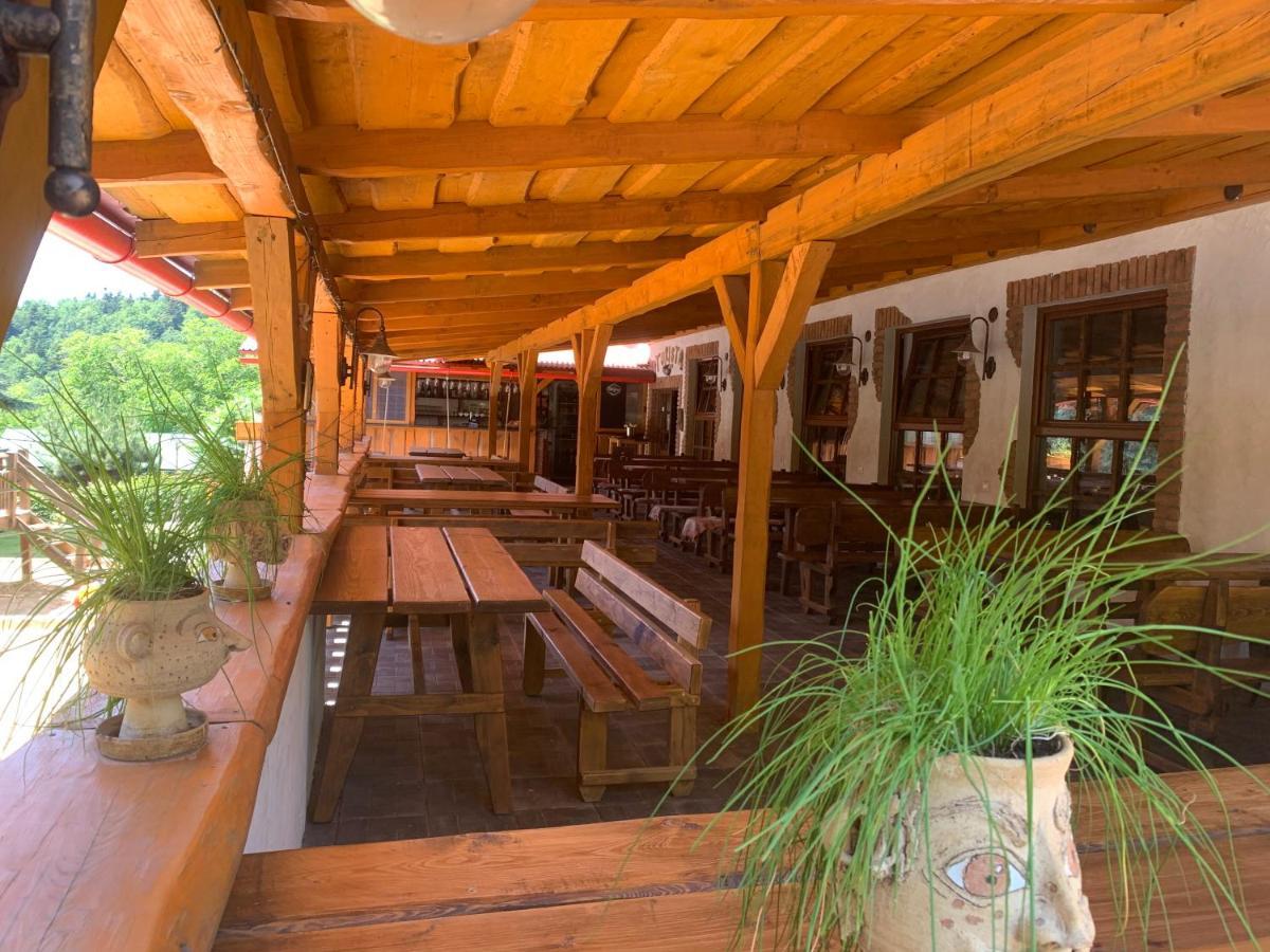 Penzion Turista Banská Štiavnica Esterno foto